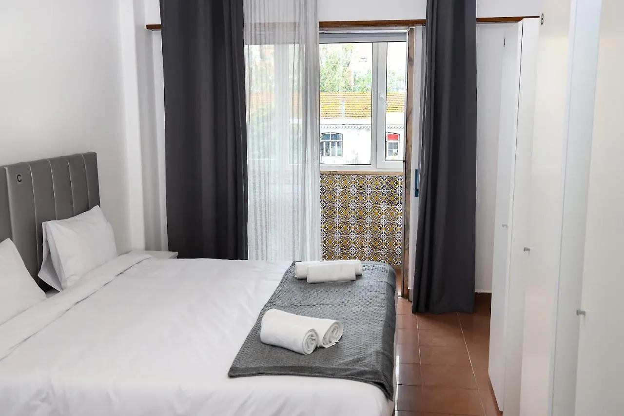 Lisbon Home Host